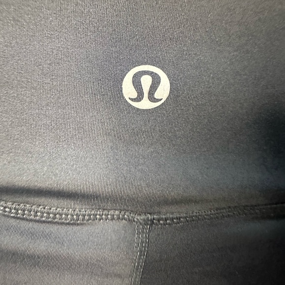 SIZE XL lululemon athletica Dark Gray Bike Shorts - Picture 5 of 6